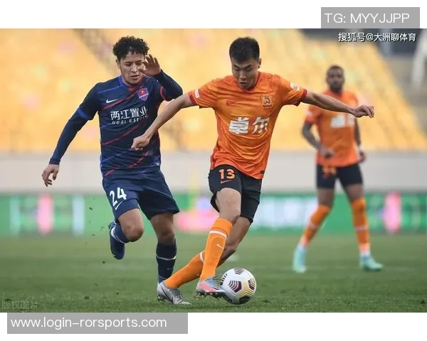 武汉篮球队耐力变革引发热议球迷期待新赛季的精彩表现与突破