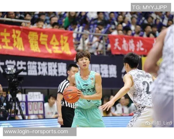 武汉篮球队以87分领跑杯赛积分榜展现强劲实力和团队合作精神实时数据